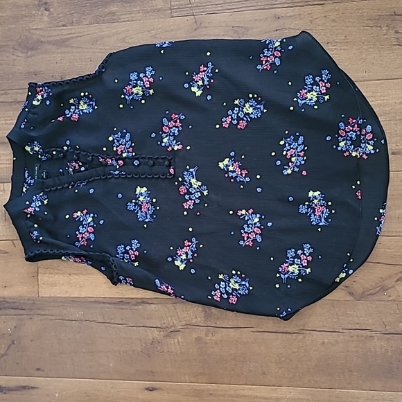 ANN TAYLOR Black Floral Tank - Picture 1 of 6